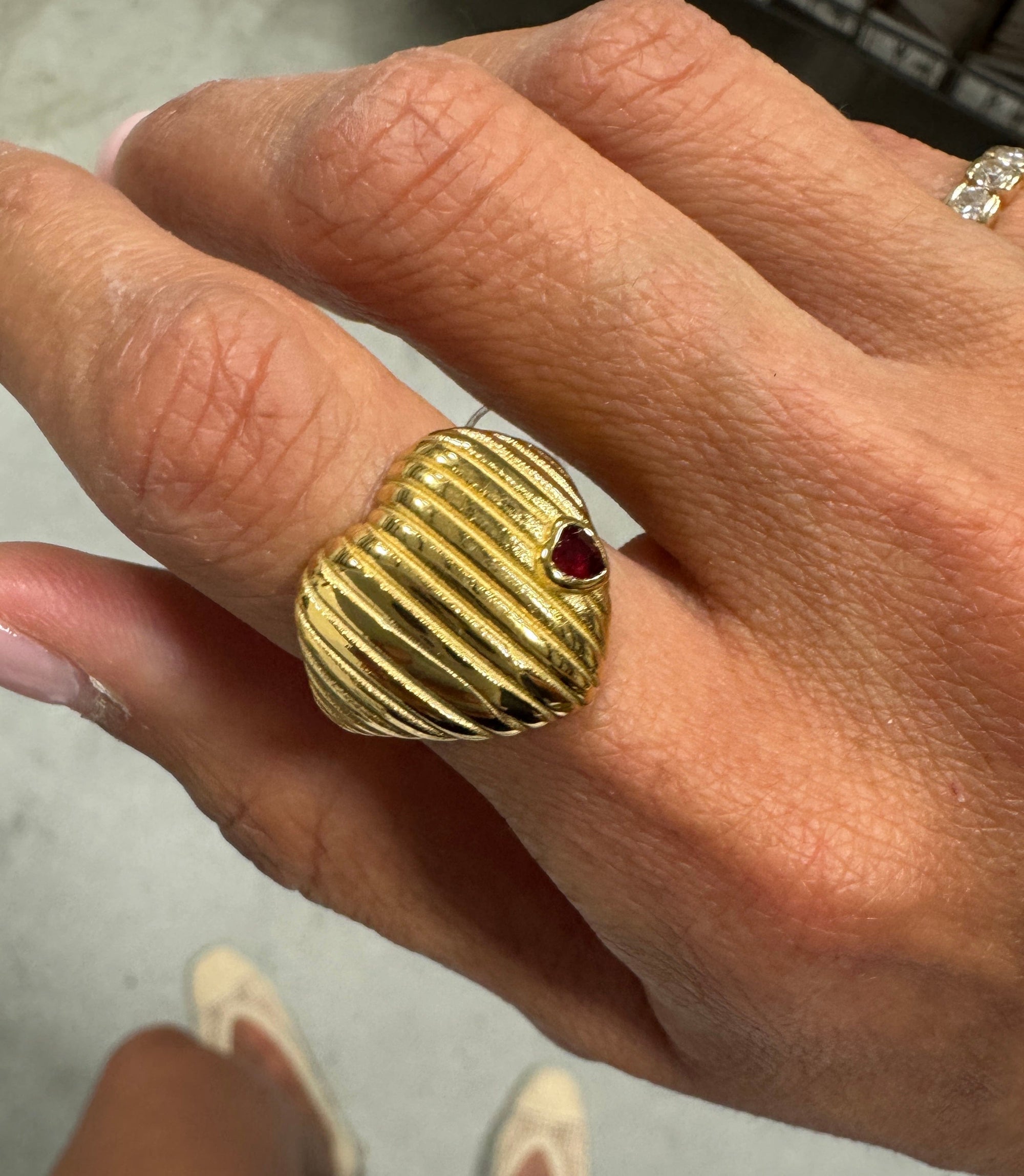 BRACHA Wren Heart Ring